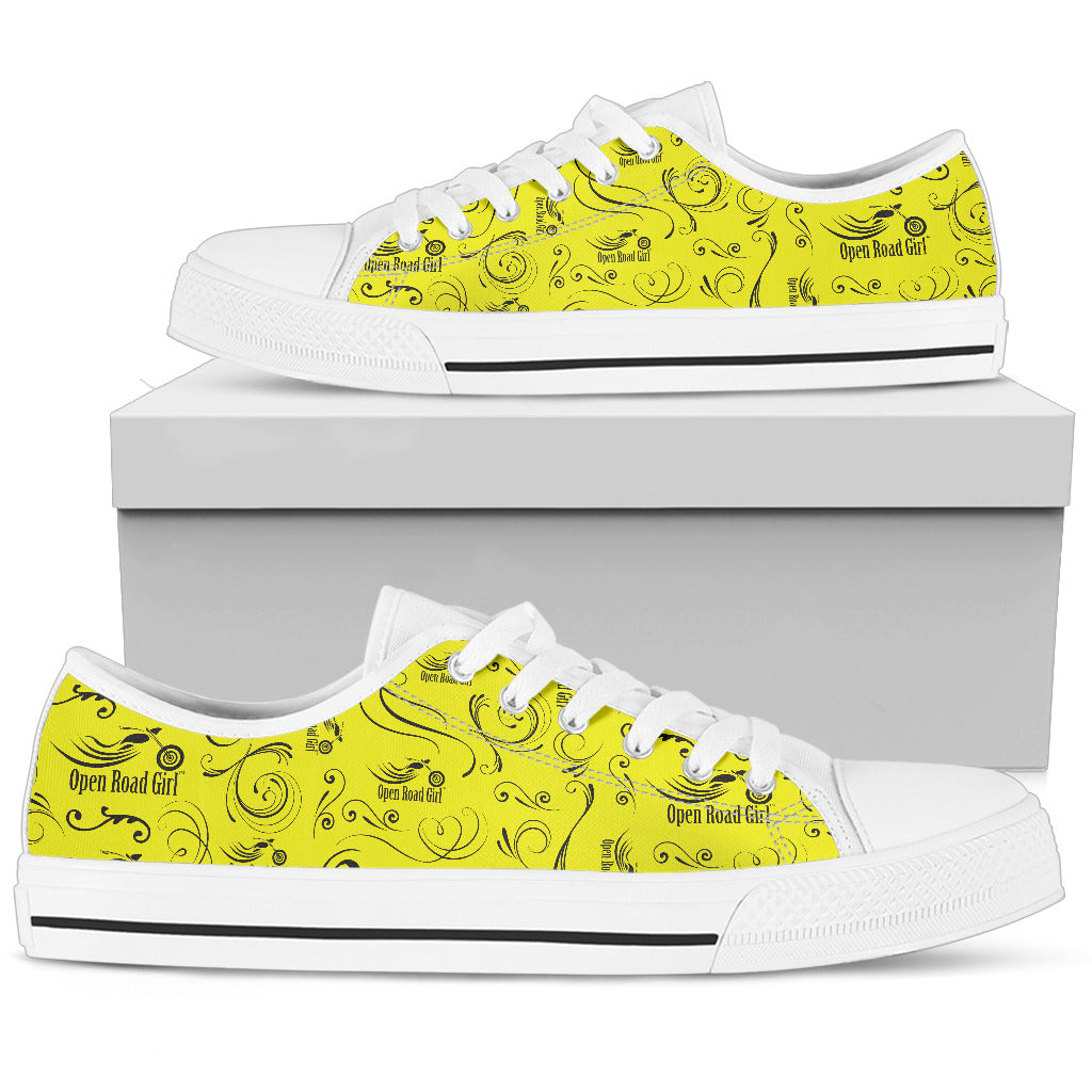 YELLOW Full Color Scatter Design Open Road Girl Women's Low Top Shoe