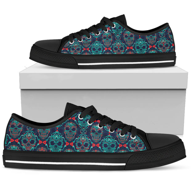 NP Skull Women's Low Top Shoes