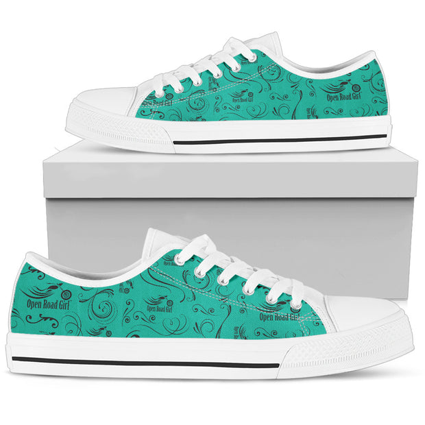 TEAL Full Color Scatter Design Open Road Girl Women's Low Top Shoe