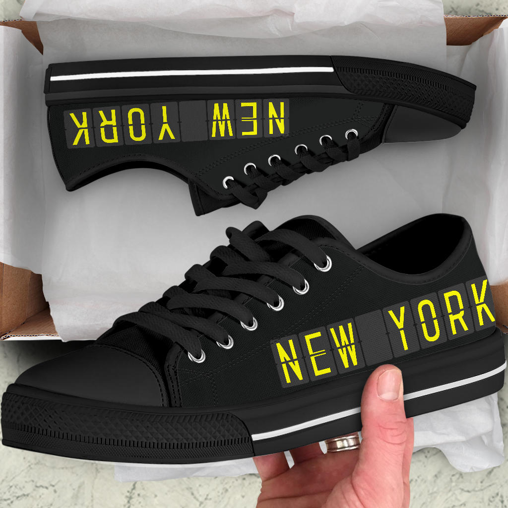 Airport Destinations NEW YORK - Low Top Canvas Shoes
