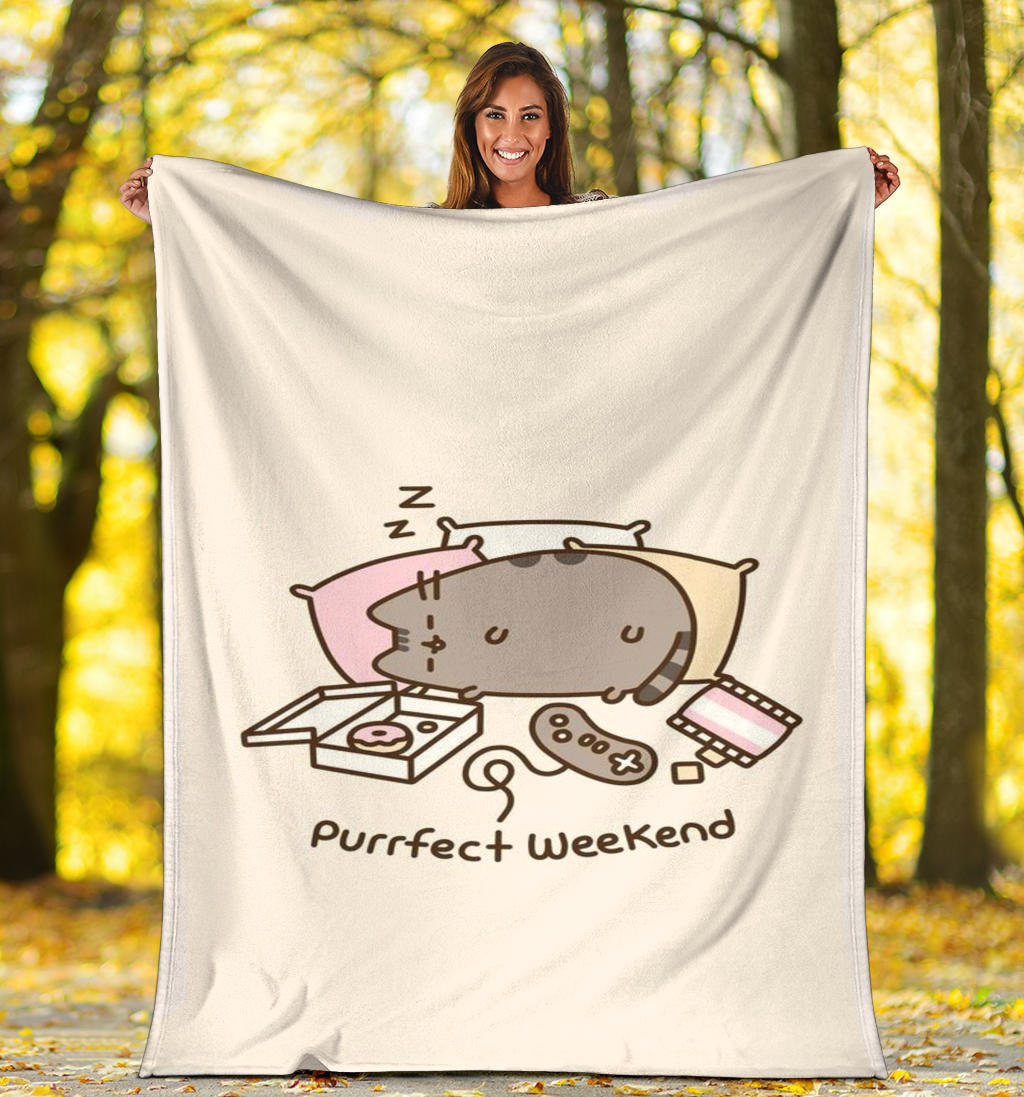 Purrrfect Weekend Blanket